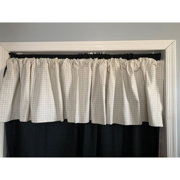 Croscill Beige Gingham Check Valance Curtain 17"x88" Cotton & Polyester Drapery - Picture 1 of 10